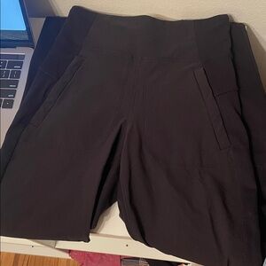 Athleta Size 2 Black Zippers 2‎ Material Pant